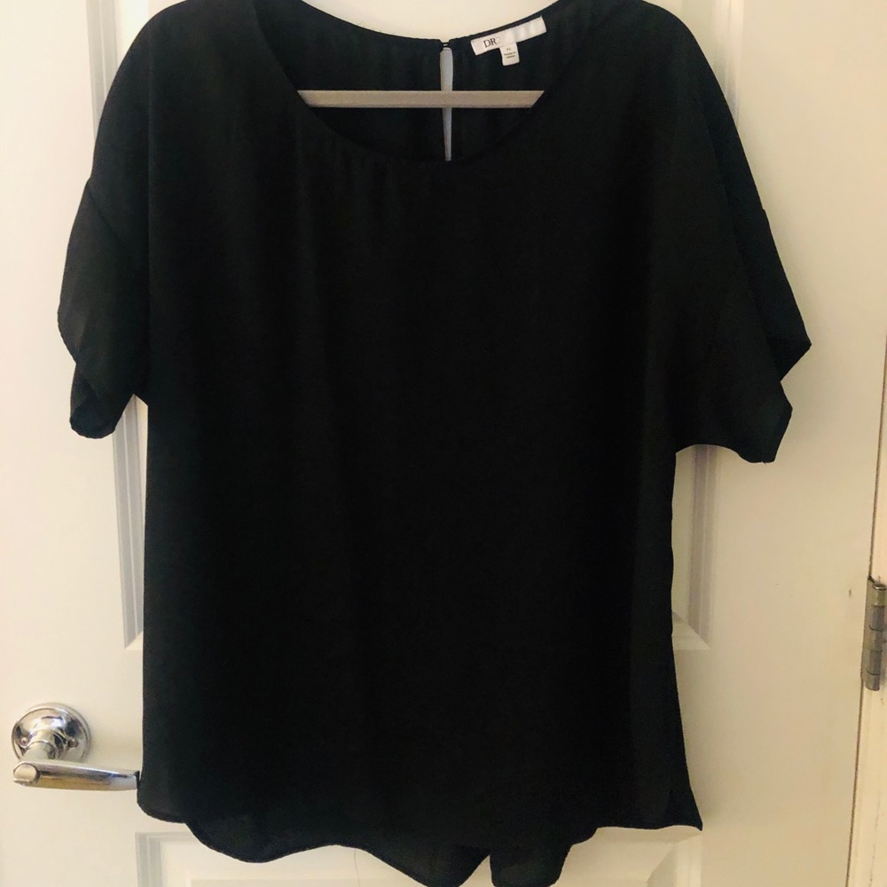 DR2 Short Sleeve blouse